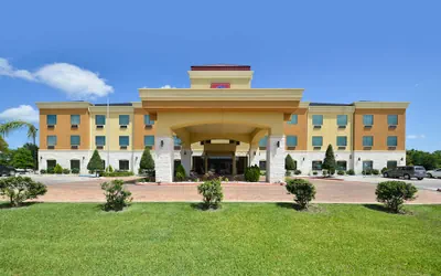 Comfort Suites Bay City East
