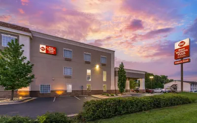 Best Western Plus Eastgate Inn & Suites