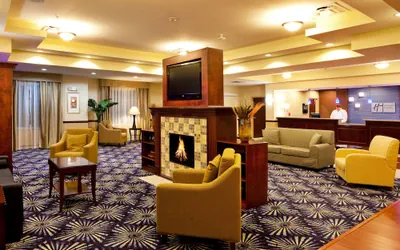 Holiday Inn Express Hotel & Suites Brooksville by IHG