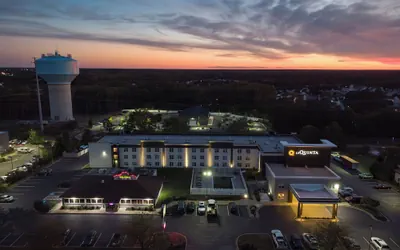 La Quinta Inn & Suites by Wyndham Lexington Park - Patuxent