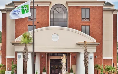 Holiday Inn Express Hotel & Suites Atlanta-Cumming by IHG