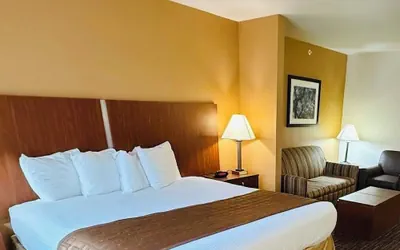 Richland Inn & Suites