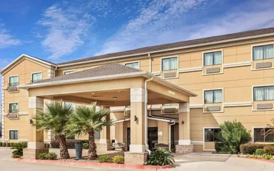 Grander Inn & Suites