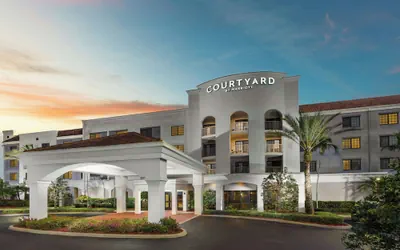 Courtyard By Marriott Stuart