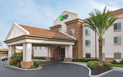Holiday Inn Express Hotel & Suites Merced by IHG