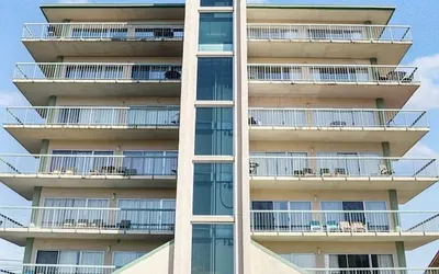 Smoky Mountains 711 3BD Condo with All Round Private Balcony by RedAwning