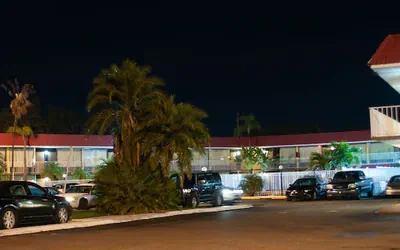 Express inn and suites