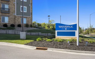 WaterWalk Extended Stay by Wyndham Kansas City - Overland Pk