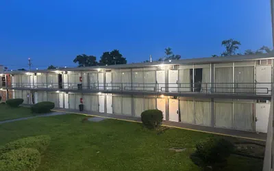 Americas Best Value Inn Rockford