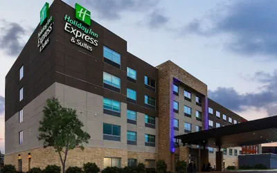 Holiday Inn Express & Suites Chicago O'Hare Airport by IHG