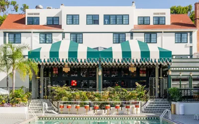 Lafayette Hotel & Club