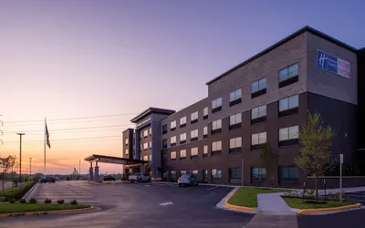 Holiday Inn Express & Suites Olathe West by IHG