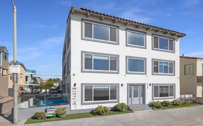 108-Ocean Front Combo