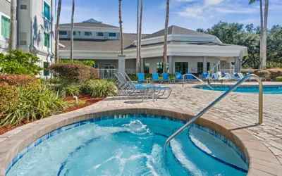 * Disney & Universal Studios *