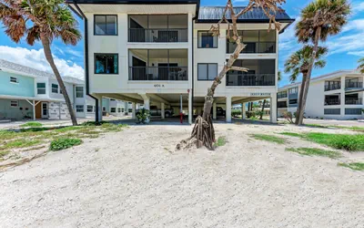 Anna Maria Island Beach Sands 202-Private Beach Access-Heated Pool