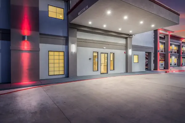 Photo 1 - Red Roof Inn Baytown