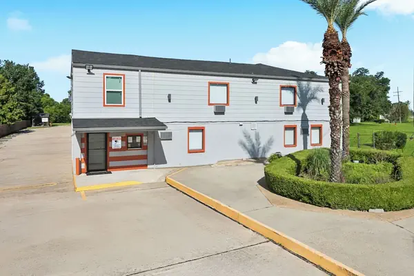 Photo 1 - LaPlace Motel