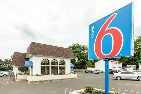 Photo 1 - Motel 6 Warminster, PA