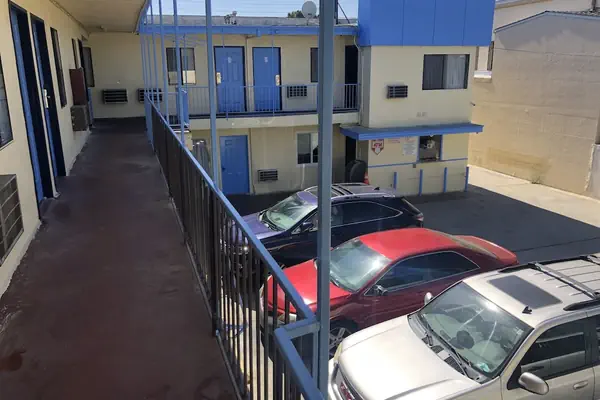 Photo 1 - Kings Castle Motel