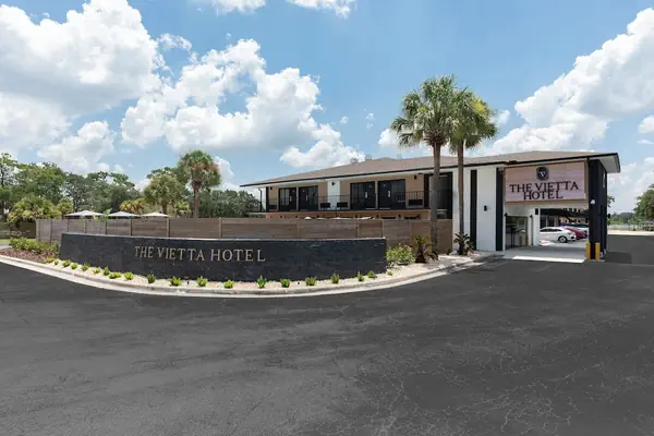 Photo 1 - The Vietta Hotel