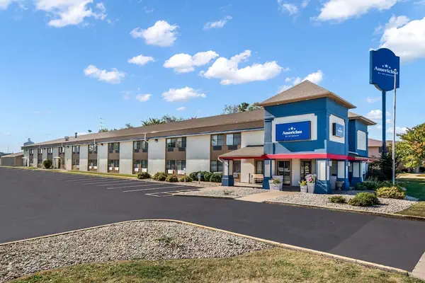 Photo 1 - AmericInn by Wyndham Beloit