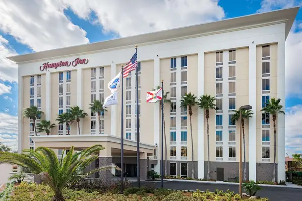 Photo 1 - Hampton Inn Orlando Near Universal Blv/International Dr