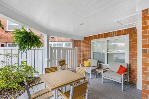 Photo 1 - Country Inn & Suites by Radisson, Des Moines West, IA