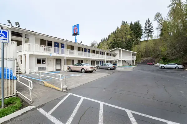 Photo 1 - Motel 6 Kelso - Mt. St. Helens