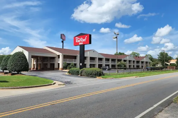 Photo 1 - Red Roof Inn Perry