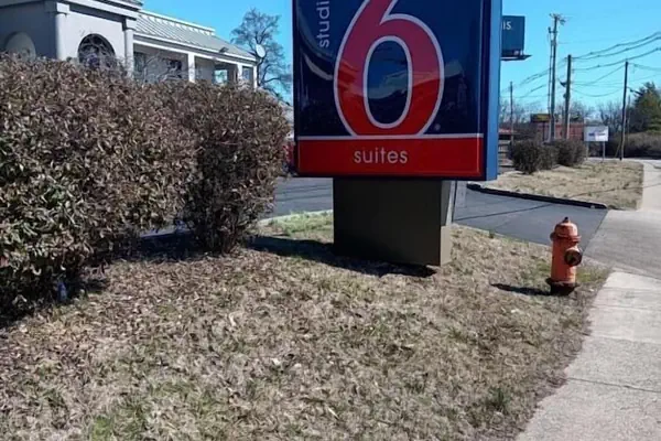 Photo 1 - Studio 6 Suites Louisville, KY – Airport/Expo Center