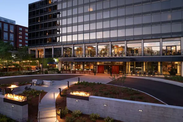 Photo 1 - Hotel Champlain Burlington, Curio Collection by Hilton