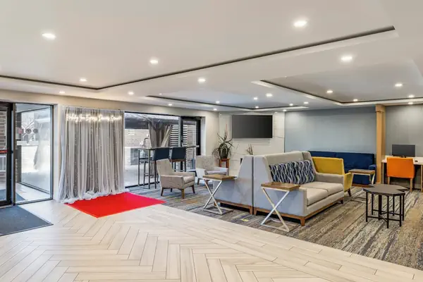 Photo 1 - Holiday Inn Express Chicago-Downers Grove by IHG