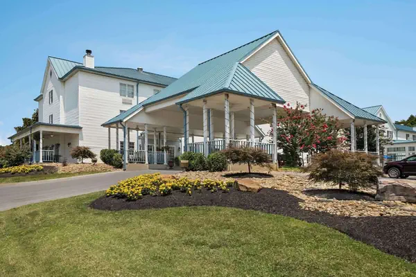 Photo 1 - Ramada by Wyndham Pigeon Forge North