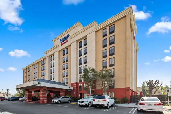 Photo 1 - Fairfield Inn & Suites Anaheim North/Buena Park.