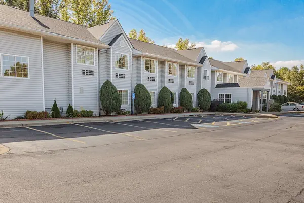 Photo 1 - Motel 6 Simpsonville, SC - Greenville