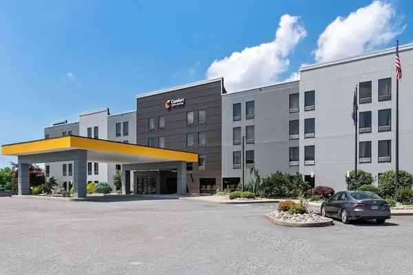 Photo 1 - Comfort Inn & Suites York North
