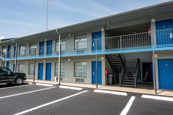 Photo 1 - American Inn & Suites Russellville