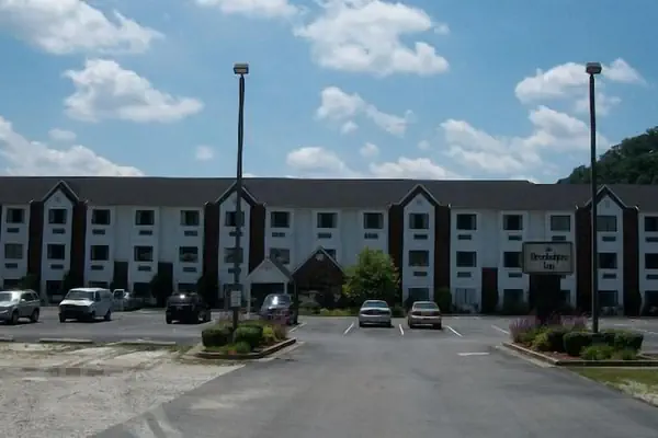 Photo 1 - Quality Inn & Suites Prestonsburg next to Mountain Arts Center