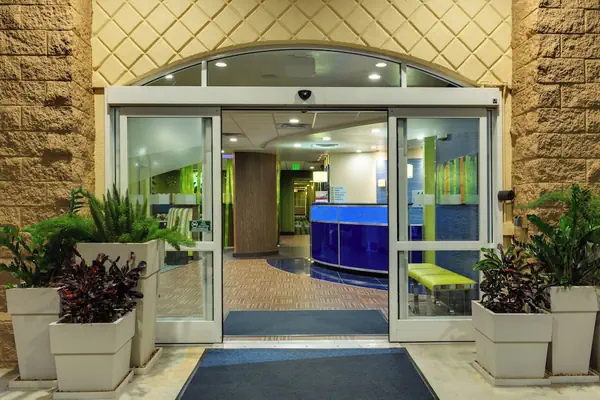 Photo 1 - Holiday Inn Express Suites Plant City by IHG