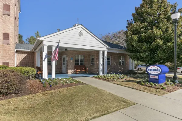 Photo 1 - Suburban Studios Birmingham Homewood I-65