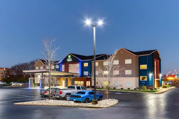 Photo 1 - Holiday Inn Express Cincinnati North - Monroe by IHG