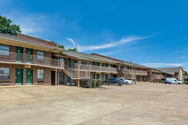 Photo 1 - Quality Inn Magnolia