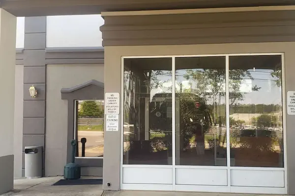 Photo 1 - Motel 6 Mobile, AL – Airport Blvd