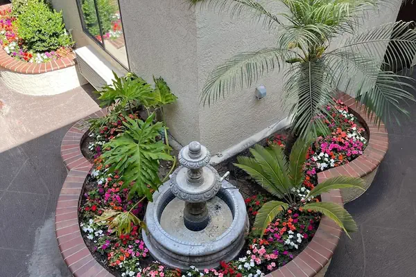 Photo 1 - Laguna Inn & Suites