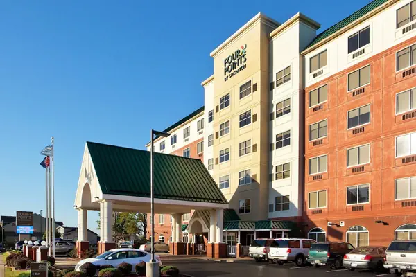 Photo 1 - Four Points by Sheraton Louisville Airport