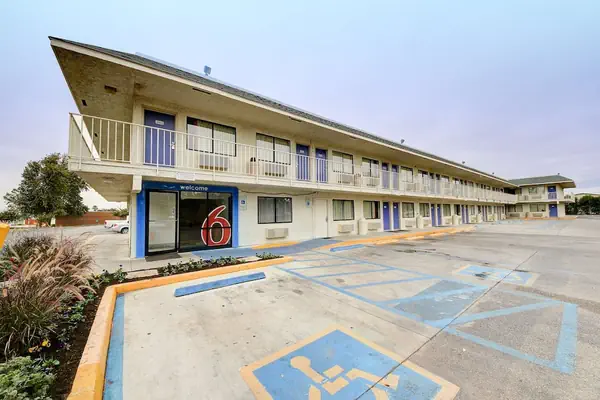 Photo 1 - Motel 6 San Marcos, TX