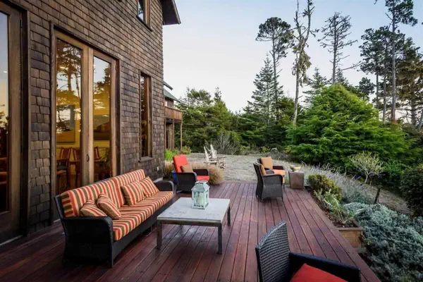 Photo 1 - Brewery Gulch Inn