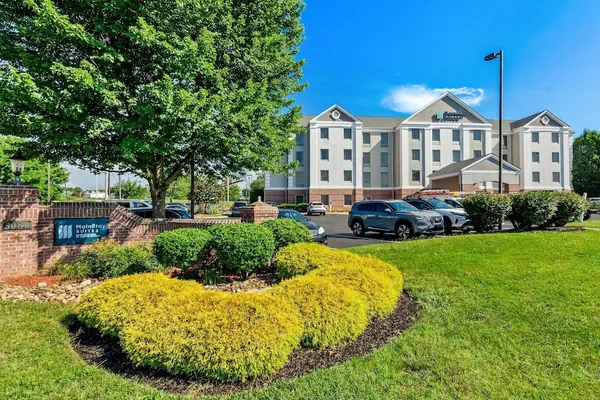 Photo 1 - MainStay Suites Roanoke Airport