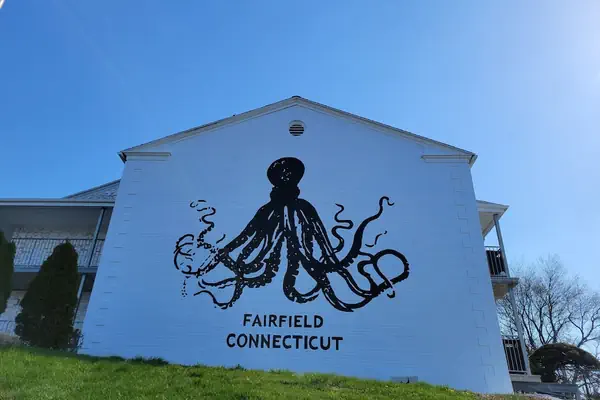 Photo 1 - The Circle Hotel Fairfield