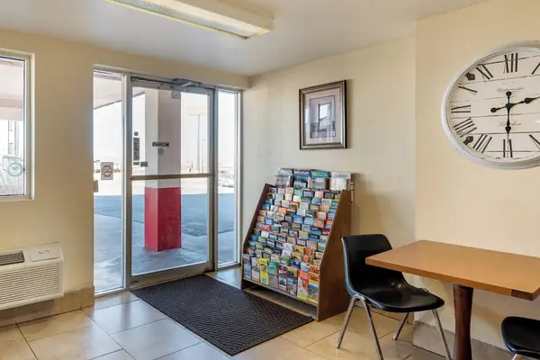 Photo 1 - Pueblo Inn